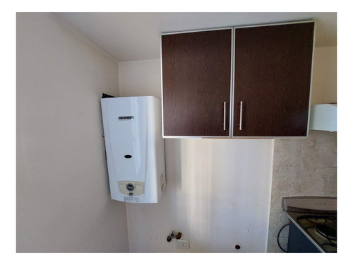 Imagen 4 de 8 de Departamento De 2 Dormitorios Con Cochera En Venta En Barrio Pueyrredón.