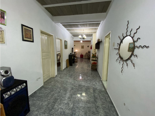 Casa En Venta Con Local Comercial Santa Rosa Maracay Estado Aragua
