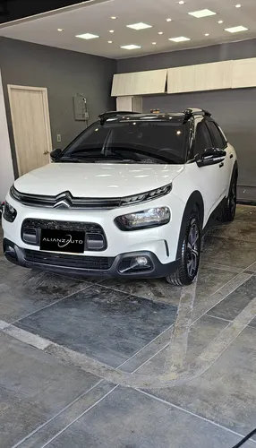 Citroën C4 Cactus 1.6 Shine Turbo Aut