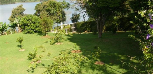 Imagem 13 de 14 de Chácara Sensacional Com 8.800 M² Pé Na Água Ch-190