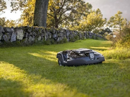 Imagen 5 de 10 de Robot Corta Cesped Automower Am 310mts Husqvarna