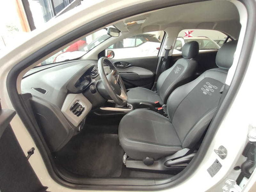 Imagem 7 de 15 de Chevrolet Onix 1.0 Mt Lt
