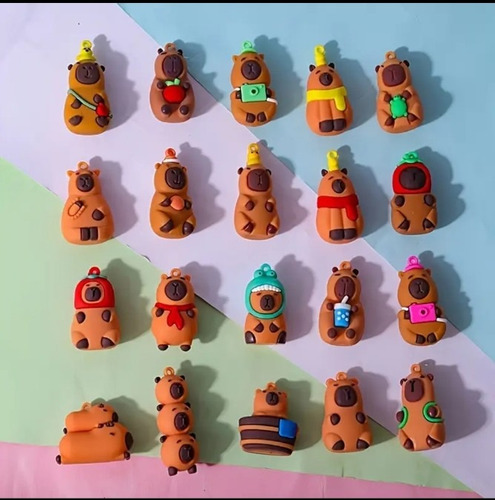 12 Llaveros Capybara Kawaii Juguete De Silicón Café