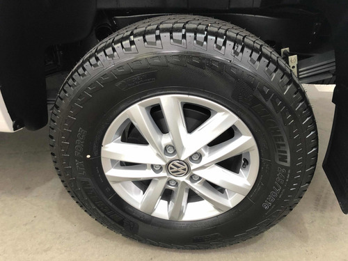 Imagen 24 de 25 de Volkswagen Amarok 2023 2.0 Cd Tdi 140cv Trendline Llantas16