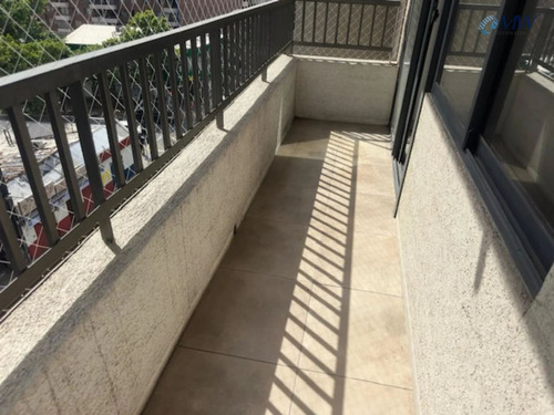 Amplio Departamento En Venta De 2d 2b. En Santiago