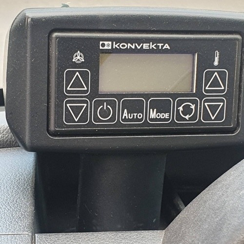 Imagen 9 de 15 de Mercedes-benz Sprinter 2015 2.1 415 Combi 3665 150cv 15+1 Te