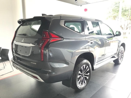 Imagem 4 de 12 de Mitsubishi Pajero Sport Hpe Awd 2.4 16v Mivec Turbo Diesel