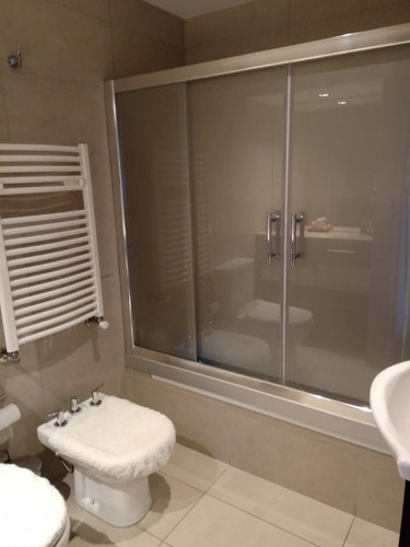 Imagen 12 de 18 de Semipiso De Dos Dormitorios · 90 M² · Con Cochera