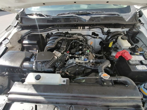 Nissan Np300 Estaquita 2016 Caja Seca
