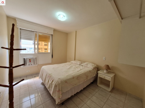 Imagem 5 de 13 de Praia Das Pitangueiras - Quadra Do Mar - 3 Dormitórios - Sala Para 2 Ambientes Com Sacada - Vista Para O Mar - 1 Vaga De Garagem No Prédio - Ap05593 - 68996215
