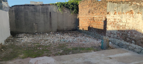 Venta De Local De 294 M2 Ideal Peluquería, - 8 De Octubre