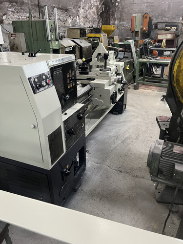 Torno Mecânico Imor V C E 550 X 1500 Mm (Usado)