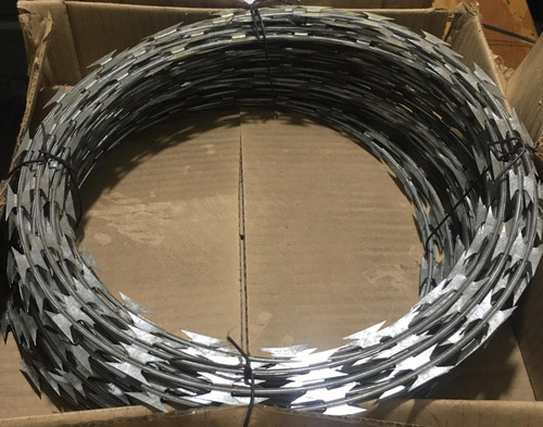 Imagen 3 de 3 de Alambre Concertina Nacional Simple (300mm X 10 Mts)
