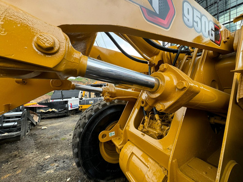 Cargador Frontal Caterpillar 950g Año 2002