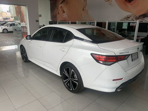 Imagen 6 de 15 de Nissan Sentra 2020 2.0 Sr Mt