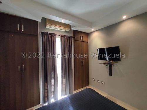 Imagen 19 de 25 de Lujoso Townhouse Urb. El Bosque Maracay 23-5805 Ejc 04243439046
