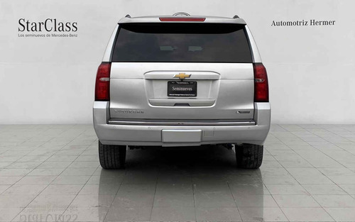 Imagen 6 de 15 de Chevrolet Suburban 2018 5p Premier V8/5.3 Aut 4wd 2da/cubo