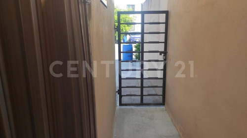 Casa En Renta En Col. Las Lomas En Garcia