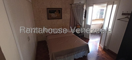 Fresco Apartamento En Alquiler En Colinas De Bello Monte Con Bella Vista Al Ávila