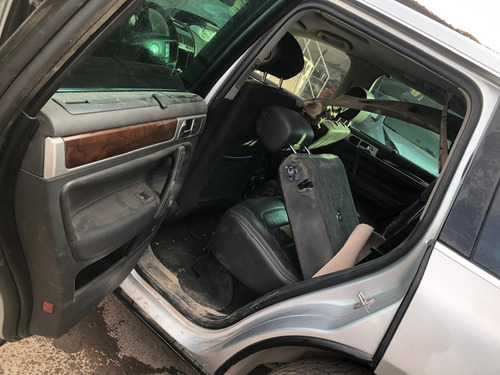 Volkswagen Touareg 4.2 V8 Tiptronic Climatronic 4x4 At