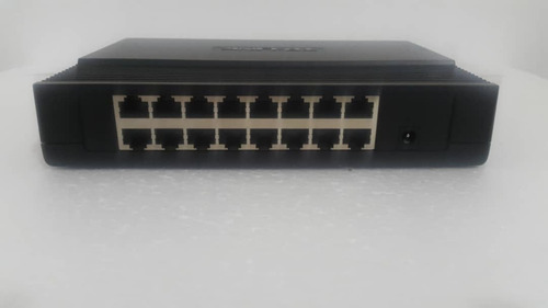 Imagen 3 de 5 de Switch Tp-link Tl-sf1016d 16 Puertos - Original