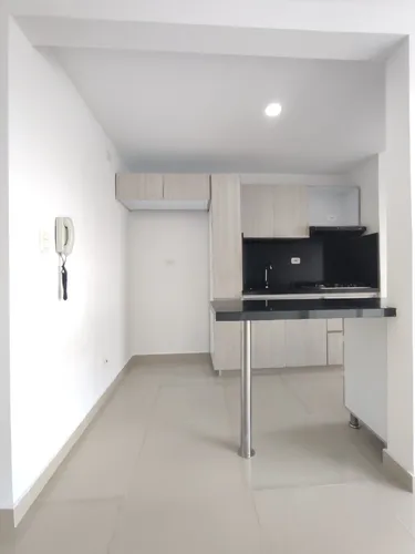 Apartamento En Arriendo En La Floresta. Cod A27307