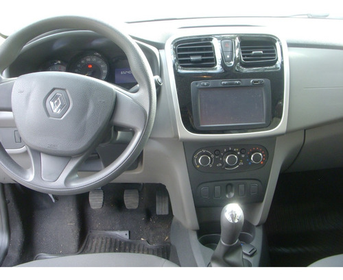 Renault Logan Expression 2017 4p