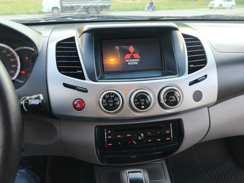 Mitsubishi L200 3.2 Triton Hpe Cab. Dupla 4x4 Aut. 4p