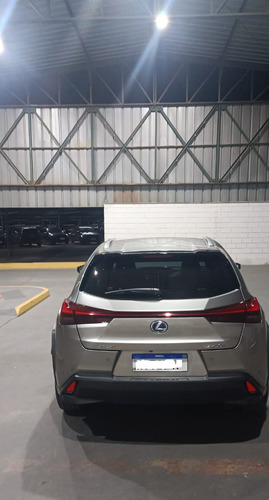 Lexus UX 2.0 Dynamic Aut. 5p Hibrido