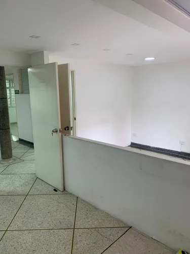 Casa Con Excelente Ubicacion Y Valorizacion. Es Una Muy Buena Oportunidad De Inversion.
