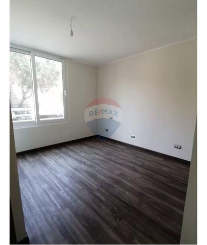 Luminoso Departamento 1d/1b, Nataniel Cox.
