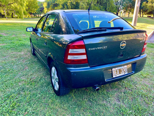 Chevrolet Astra 2.0 Gl