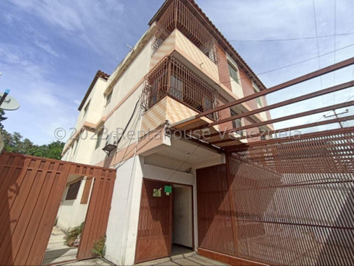 Milagros Inmuebles Edificio Venta Barquisimeto Lara Zona Oeste Economica Residencial Economico Comercial Código Inmobiliaria Rent-a-house 24-16570