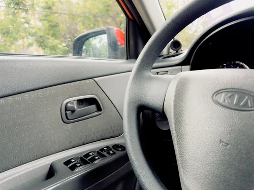 Kia Rio 1.6 4 p