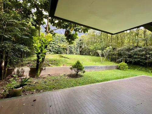 Casa En Venta En Tres Esquinas. Cod V776083