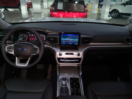 Imagen 15 de 17 de Ford Explorer Xlt 2022