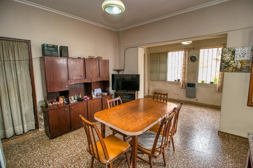 Casa Venta 3 Dormitorios 3 Baños 3 Cocheras 525 Mts 2 Totales - La Plata