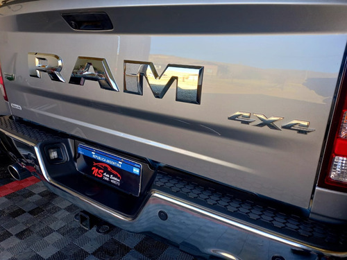 RAM 1500 5.7 Laramie Atx V8