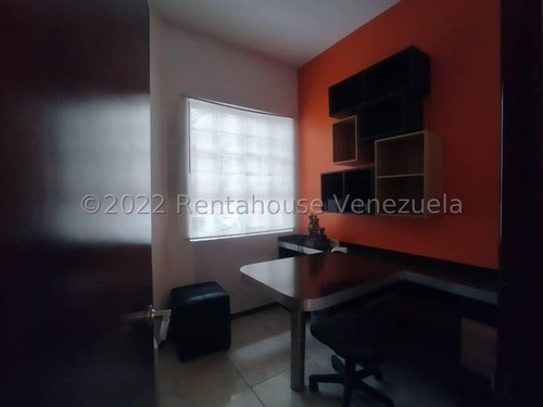 Imagen 15 de 21 de Freddy Camacaro Rentahouse, Towhouse En Alquiler Trigal Norte. 23-1800