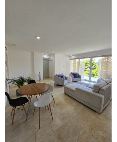 Apartamento En Venta 165 M2 - Urb. Country Club