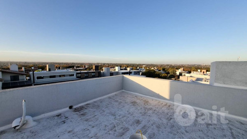 Imagen 19 de 30 de Venta Casa 4 Dormitorios Y Escritorio En Santina Norte, Valle Escondido