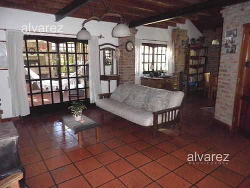 Casa 3 Ambientes Venta Ituzaingó