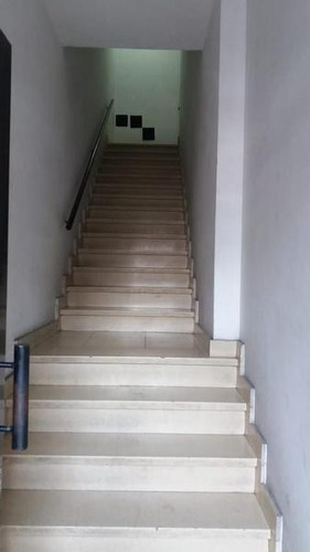 Departamento 2 Ambientes 1er Piso Por Escalera
