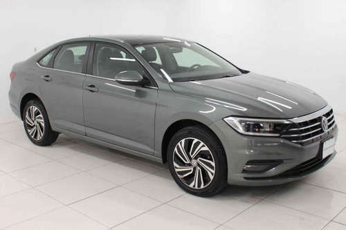 Imagen 7 de 15 de Volkswagen Jetta 2019 4 Cilindros