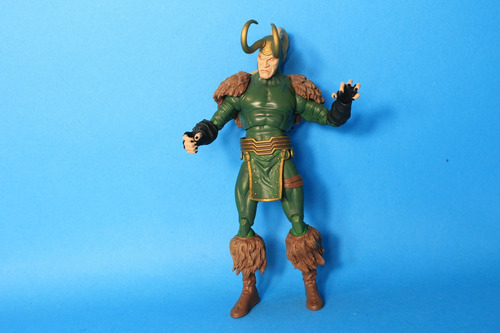 Loki 2011 Walmart Marvel Legends 