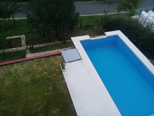 Casa En Alquiler Ubicado En Centro (villa Carlos Paz), Punilla, Córdoba