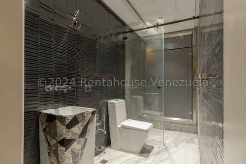 Casa (3 Niveles / De Revista / Remodelada ) Venta La Floresta Mls-24-14827