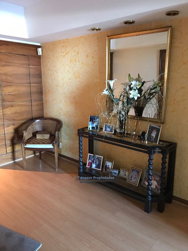 Venta Apartamento 4 Dormitorios Y Servicio