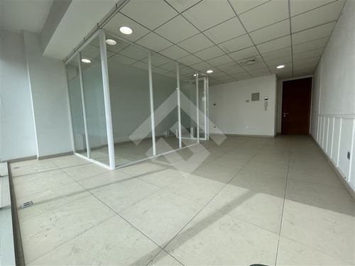 Oficina En Arriendo Metro Manquehue