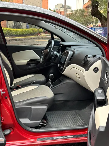 Renault Captur 2.0 Intens Automática